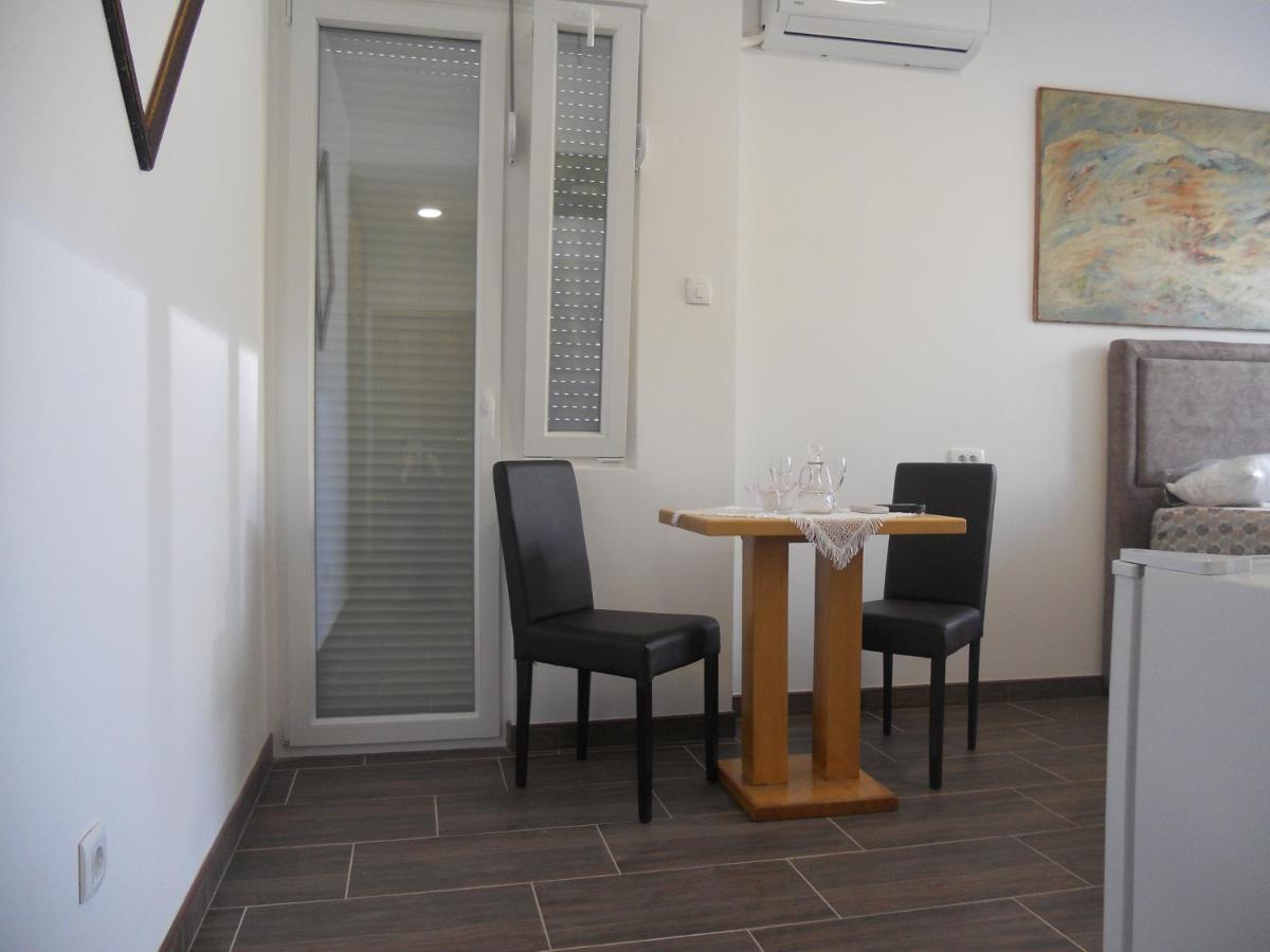 Apartmani Bonaca U Centru Niksica المظهر الخارجي الصورة